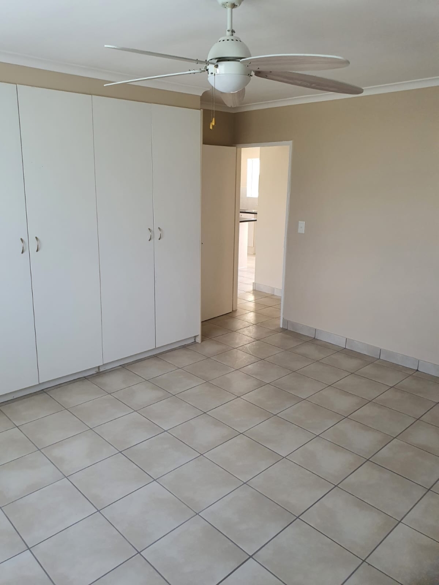 To Let 2 Bedroom Property for Rent in Heritage Park Western Cape